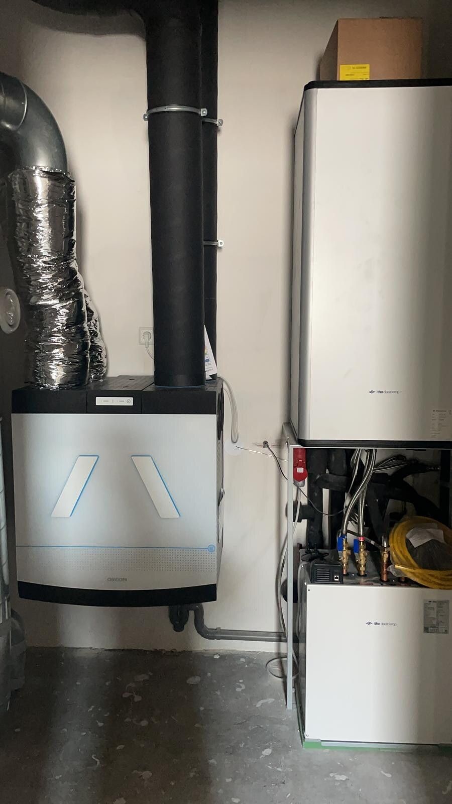 Nieuw geplaatste WTW-unit in een gerenoveerde woning